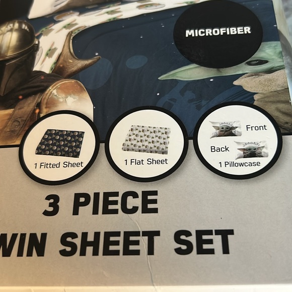 Star Wars Mandalorian 3 piece twin sheets - Picture 2 of 2
